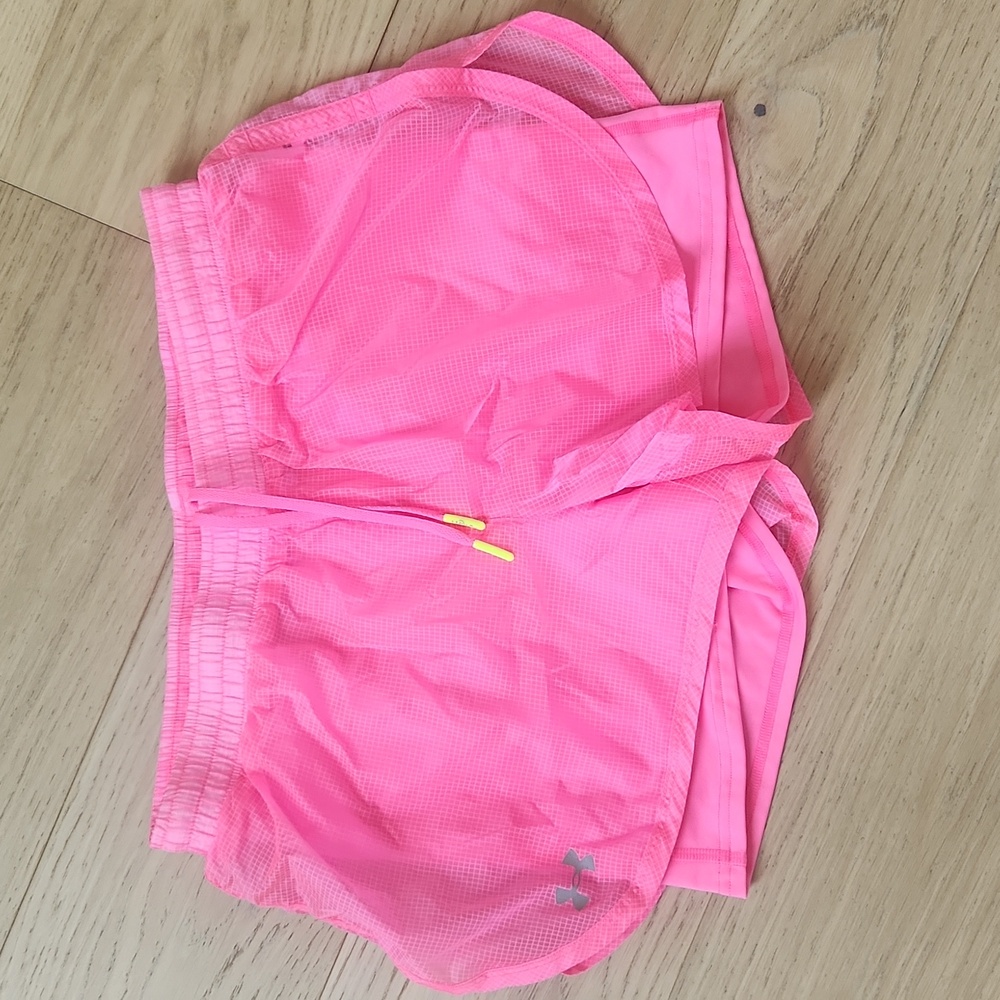 Never worn. Under Armour shorts